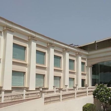 Udman Hotels And Resorts By Ferns N Petals Νέο Δελχί Εξωτερικό φωτογραφία