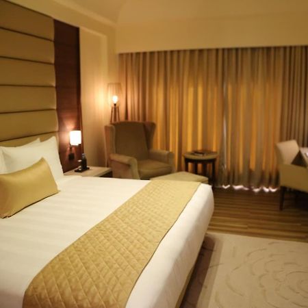 Udman Hotels And Resorts By Ferns N Petals Νέο Δελχί Εξωτερικό φωτογραφία